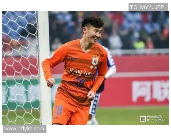 足球留队新策略解析助力球队稳定发展与球员成长